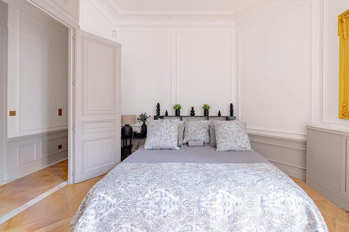 Beautiful and Stylish 2 Beds in Trocadéro 16th gallery image 5