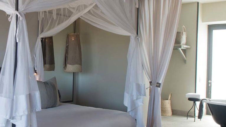 Epako Safari Lodge River Suite