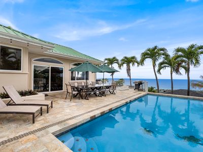 Honu Hale: Oceanview Estate w/ Pool, Hot Tub, AC