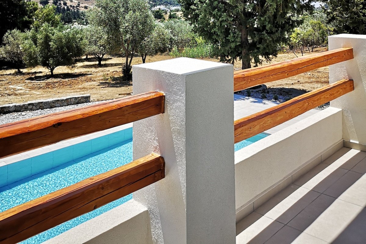 Chrysanthi Villa…living in nature gallery image 4