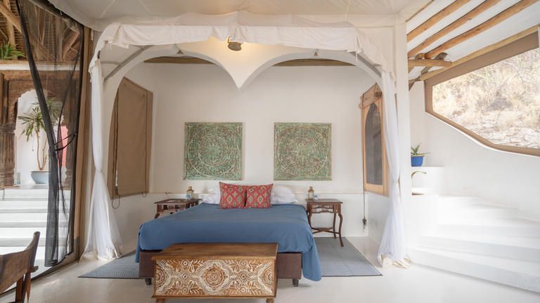 Sasaab Poolside Family Suite