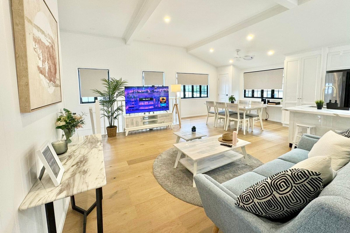 Home1, Arcadia Coorparoo Hometel, NEW
