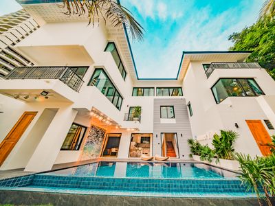 曼谷市中心独栋泳池别墅市BtsPhrom phong 7卧7卫Emquartier