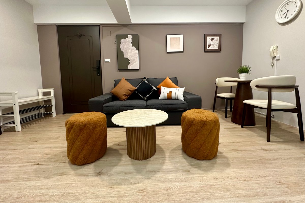 New 21 Taipei MRT Elevator Apartment