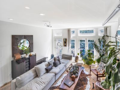 Designer Smart Wicker Park Home