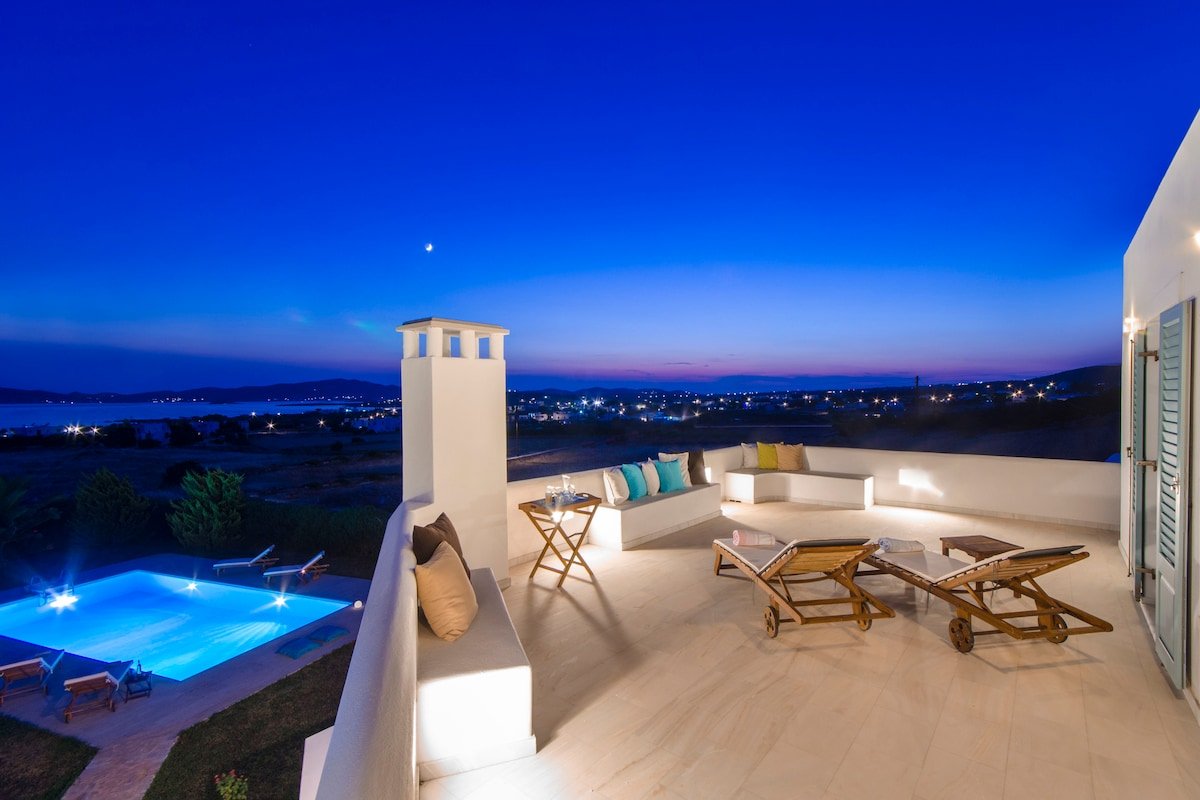 Villa Daria Luxury Villa in Paros gallery image 2