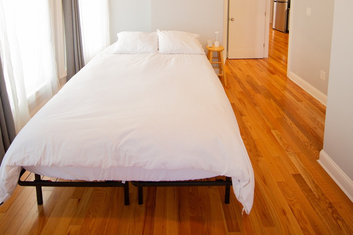 Luxury Villa in Brooklyn with Parking gallery image 5