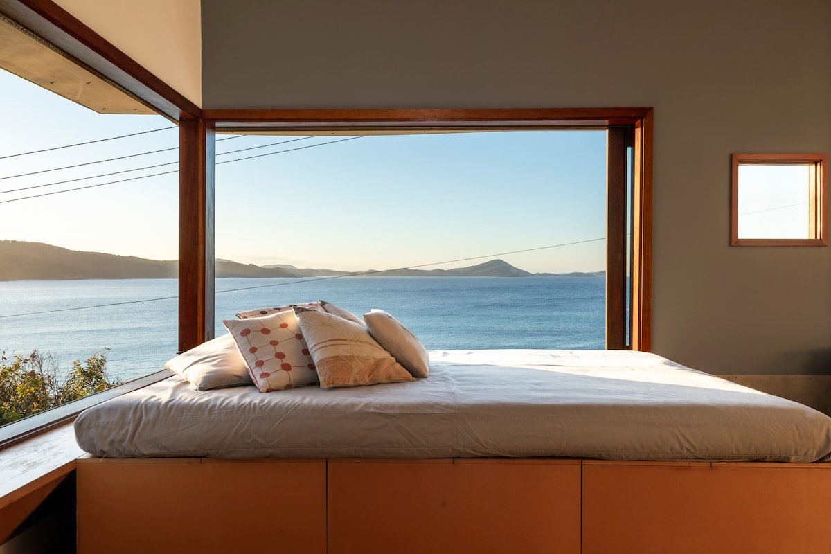 Fishcakes Bohemian Living in Seal Rocks gallery image 3