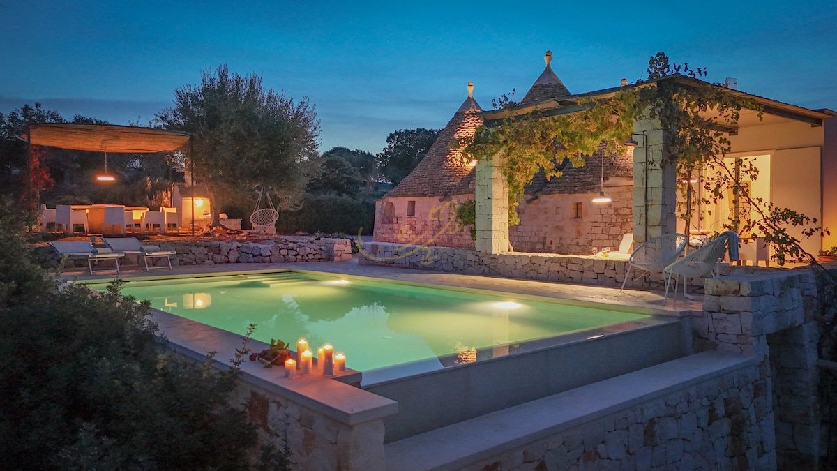 TD Trulli Terralta Panoramic Pool Over Countryside gallery image 2