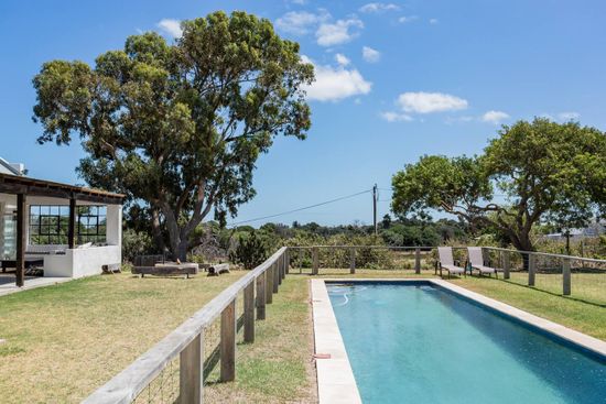 Noordhoek Farmhouse Photo 12