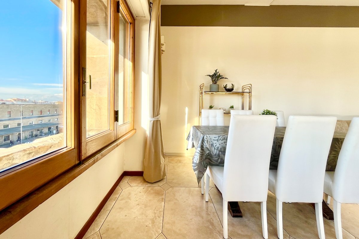 Suite with View • Elevator • A/C • Wi-Fi gallery image 3