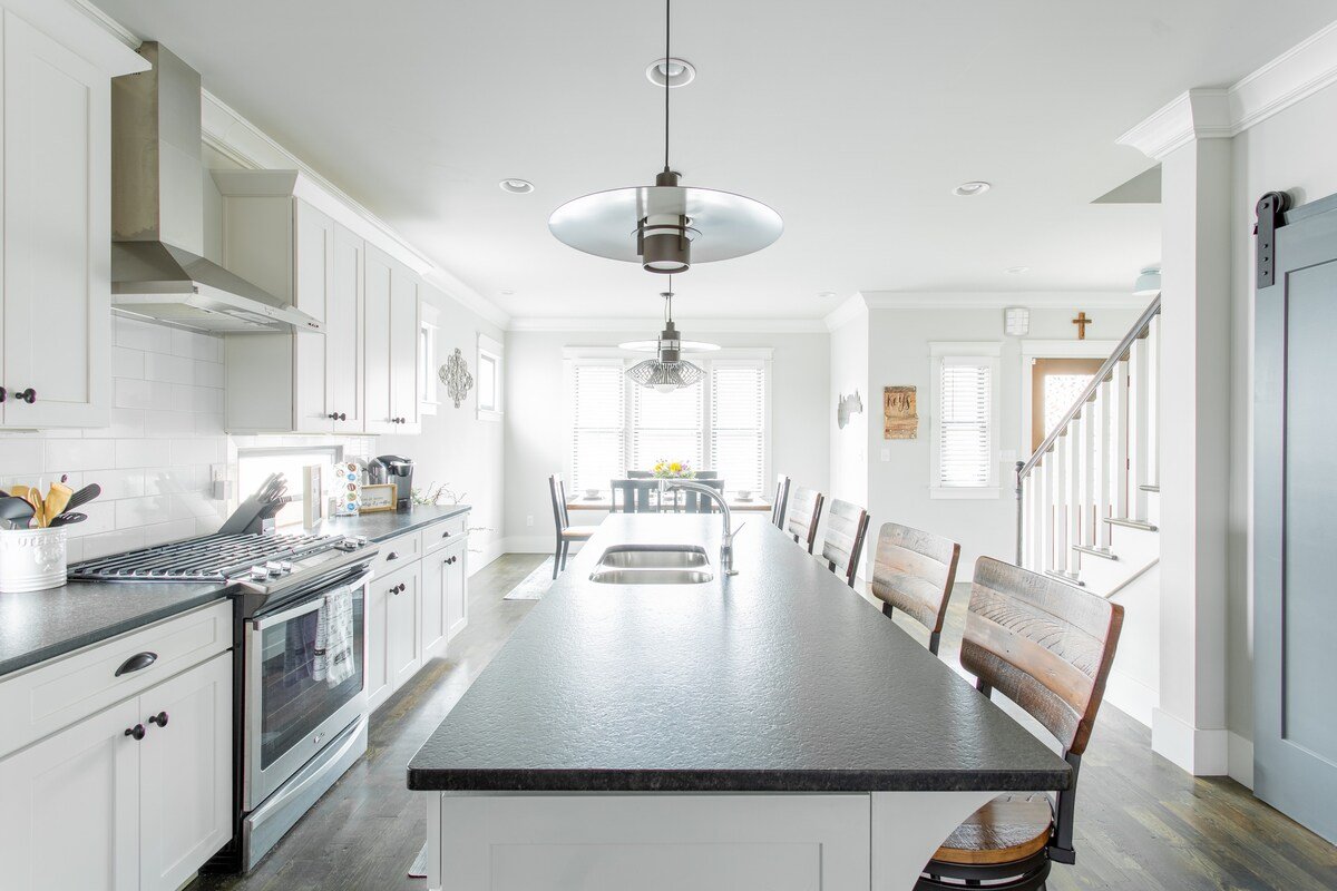 East Nashville Gem <10 minutes to Broadway! gallery image 5