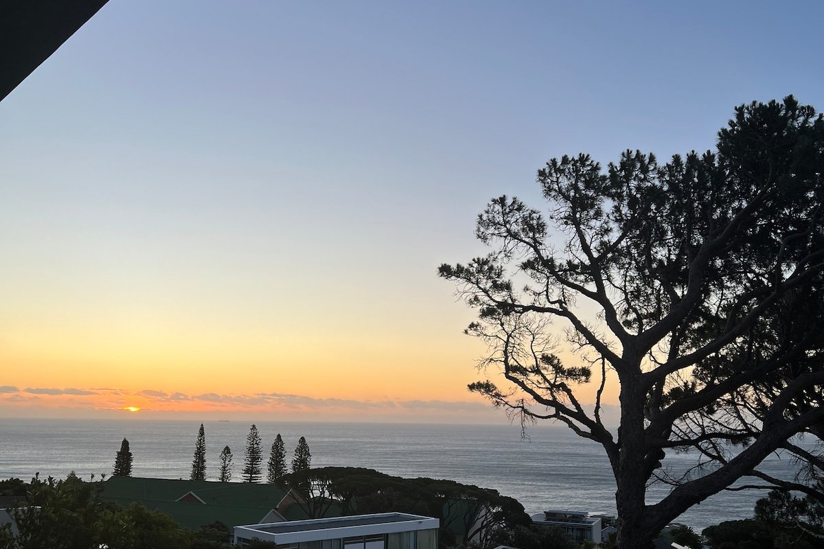 Sandbar Penthouse Camps Bay gallery image 2