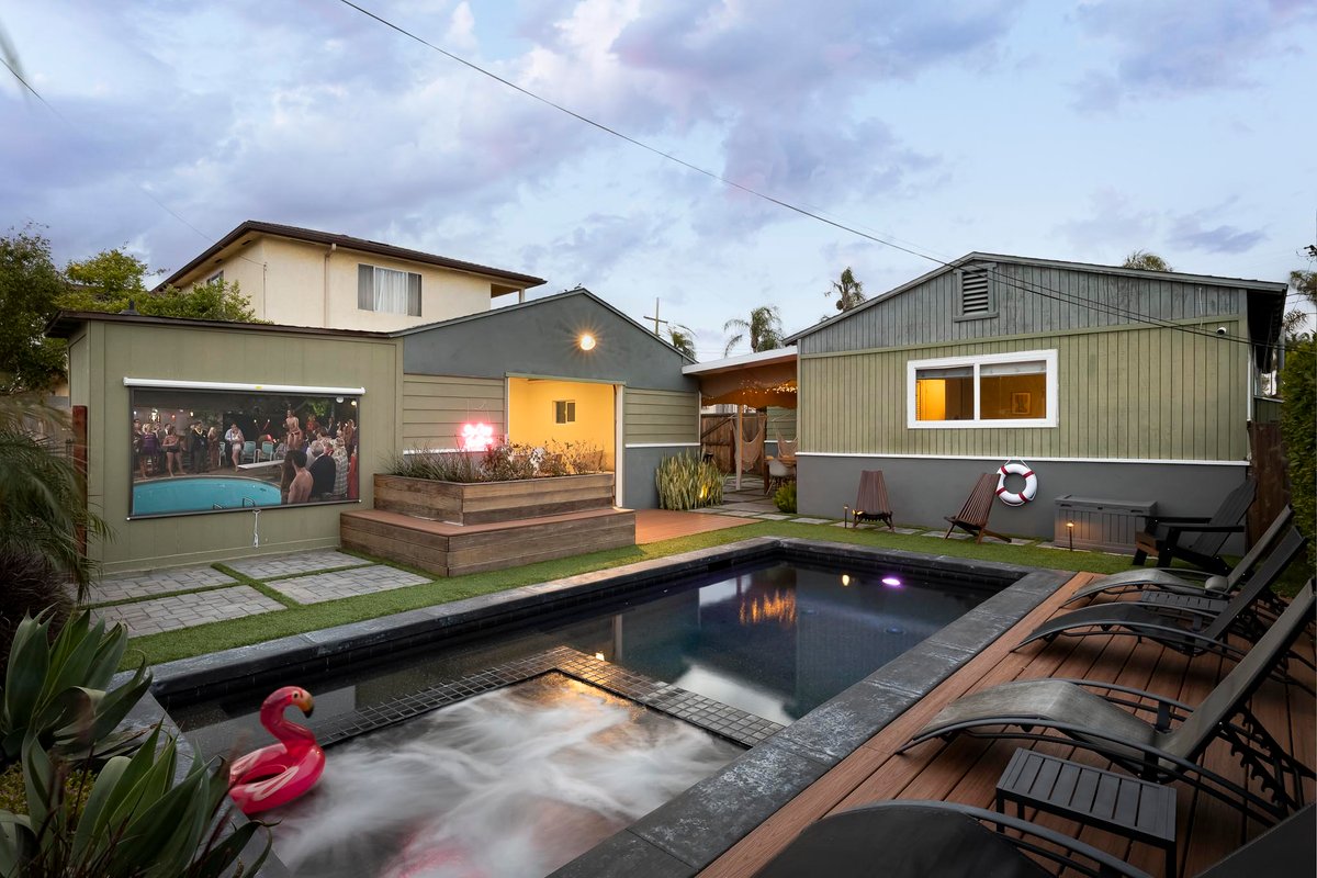 SoCal Living w/ Pool, hot tub and movie theater