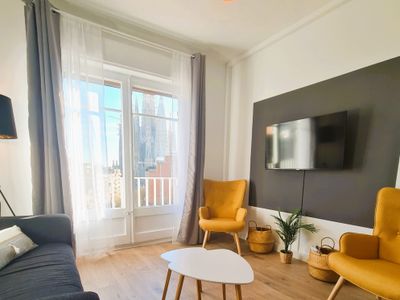 G74_Amazing 4 bd. ap /balcony in Sagrada Familia