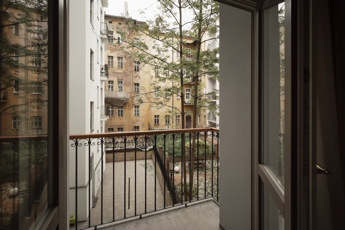 Newly renovated 3 bedrooms flat near Prague Castle gallery image 4