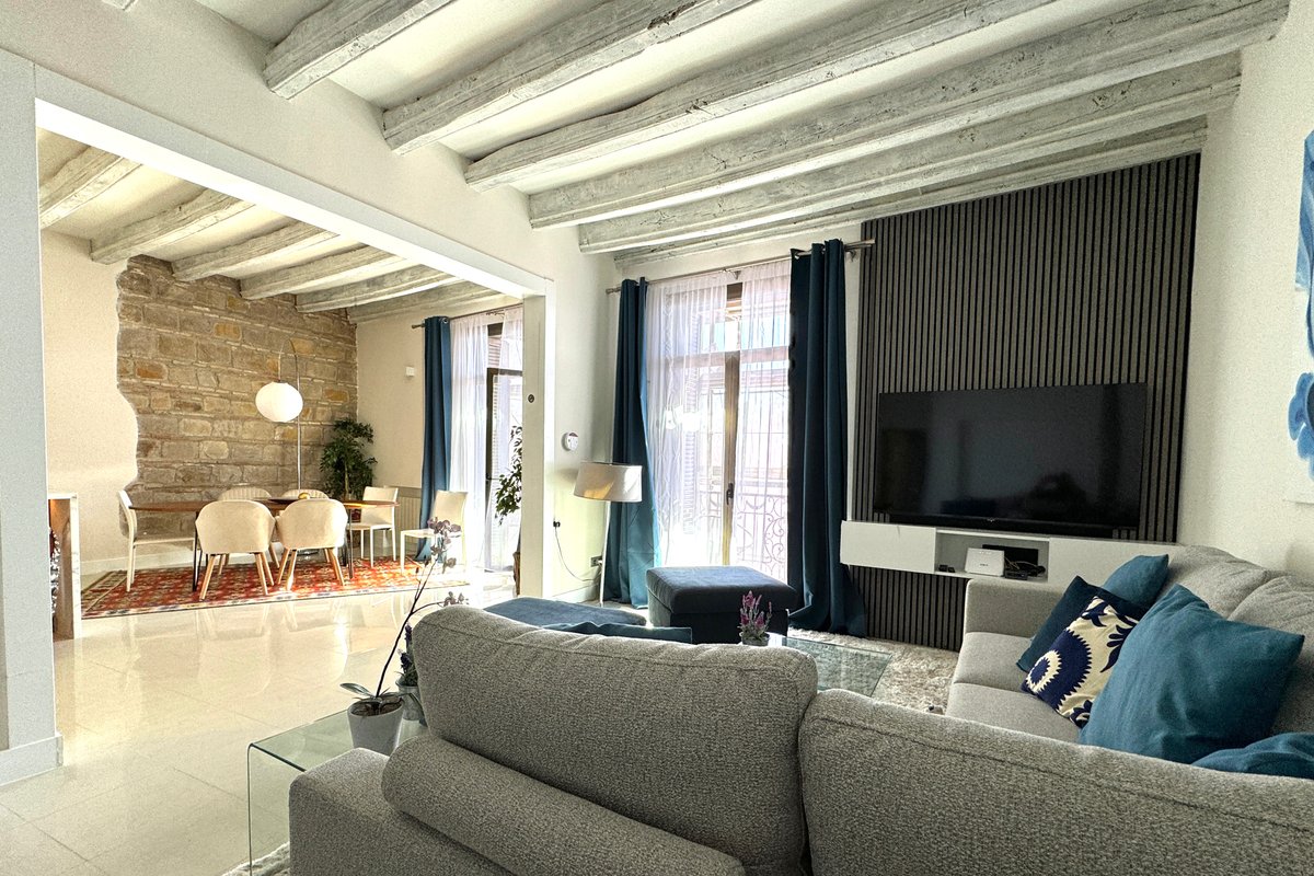 Paseo Colom Apartment 130mts in Ciudad Vella