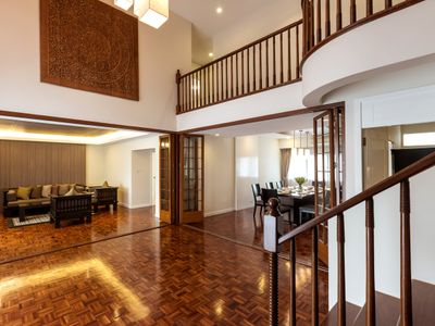 4BR balcony large kitchen Near BTS Phloen Chit