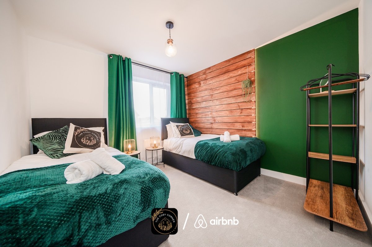 3 Bedrooms, Parking, Trafford, Salford & MCRCentre gallery image 3