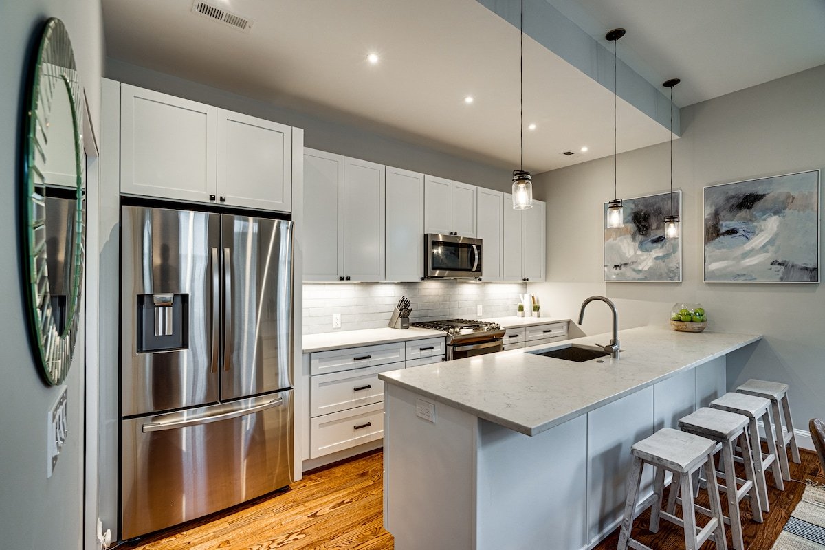 Stunning Home on Capitol Hill gallery image 4