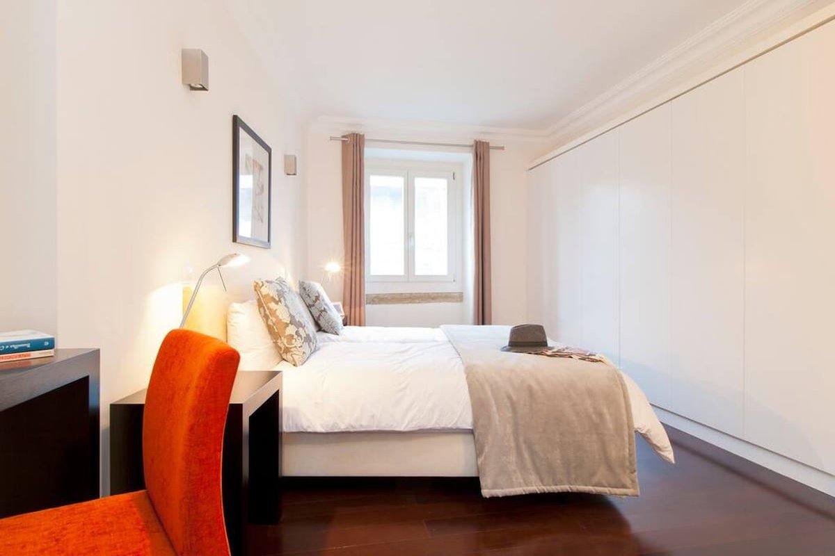 Baxia-Chiado apartment with incredible view gallery image 3