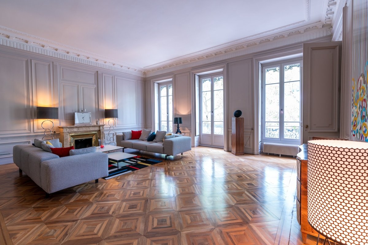 EXCEPTIONNEL 300 M2 LYON 2° APPARTEMENT VUE SAÔNE gallery image 4