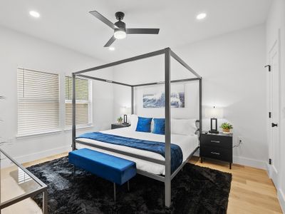 Luxury 2 Combined Units! Backyards ~ Near Downtown