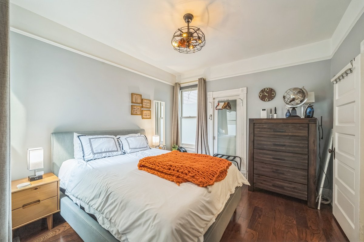 Guest Loved – 2 Ensuite Baths-Walkable & Central gallery image 5