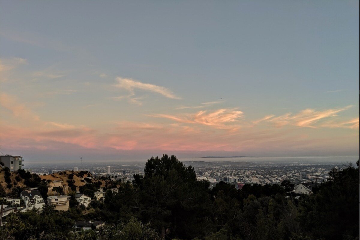 Unique Former Music Venue Hollywood Hills-Sunset B gallery image 3