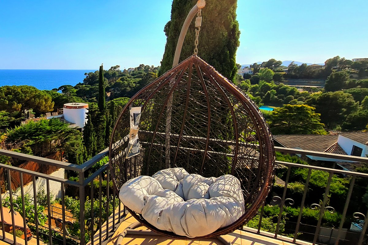 Villa Isok – Sea View Luxury in Lloret de Mar