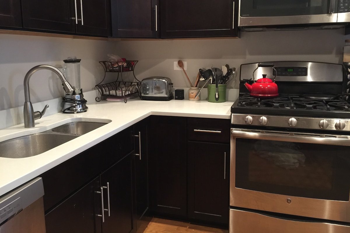 K3 4 BR Crashpad Mayfair flat gallery image 2