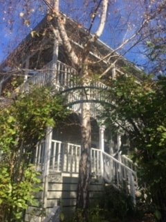 Historic House with Sea Views gallery image 4