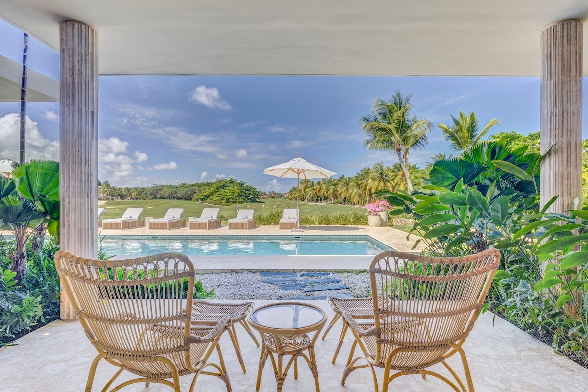 Villa Lorenne – Exclusive Golf View Escape gallery image 4