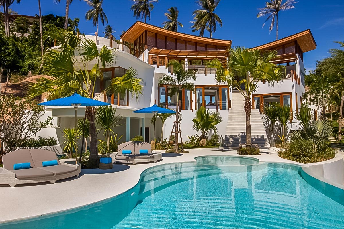 Panoramic Luxury Island-style Villa with bulter
