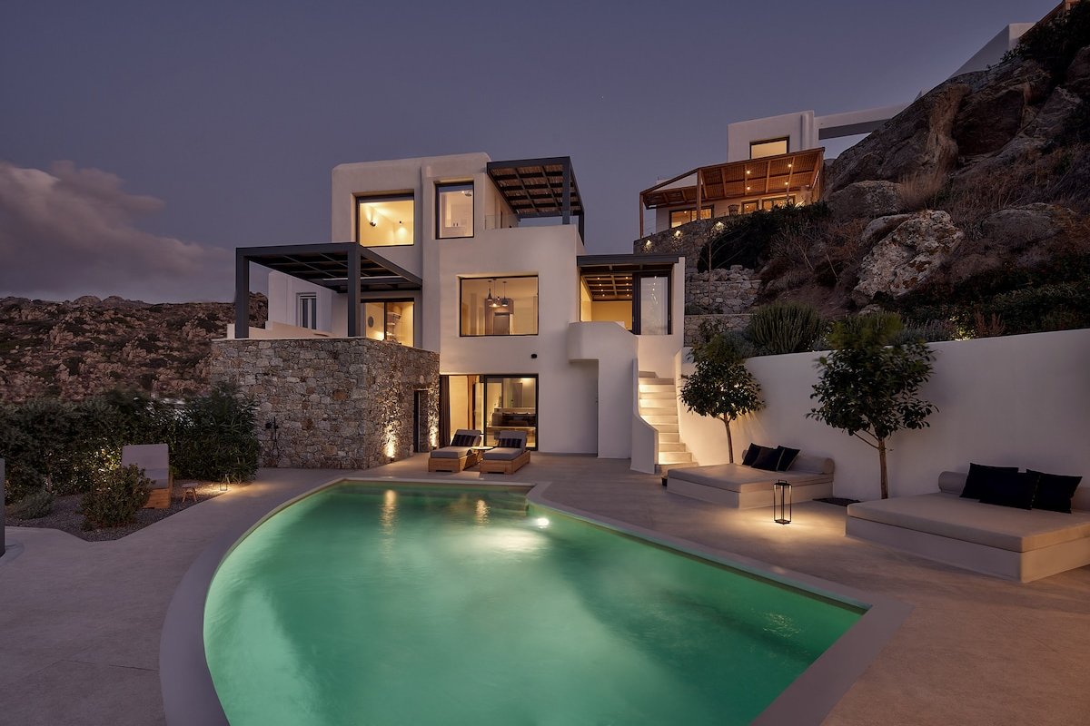 Naxea Villas I gallery image 3