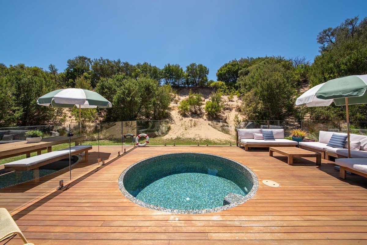 Highbury Peaceful Retreat gas heated plunge pool gallery image 5