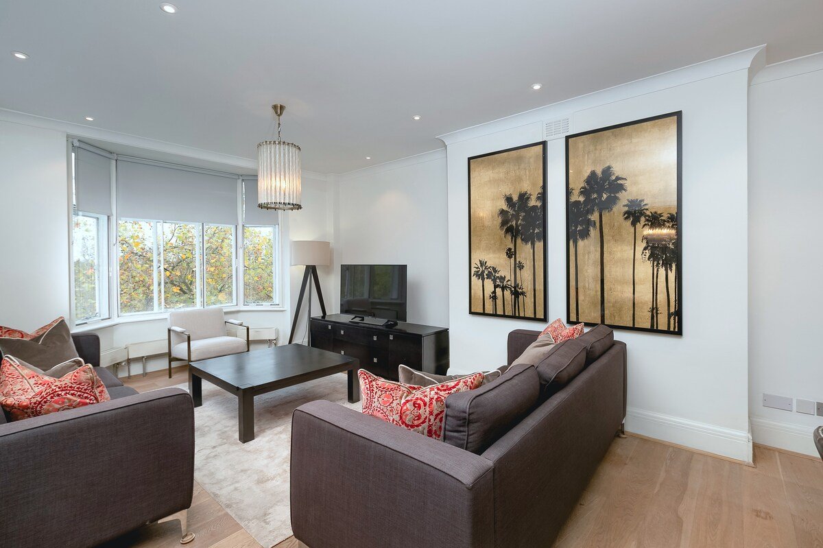 -|-Luxury n’ Spacious AirCon 4 Bed 4,5 Bath App-|- gallery image 5