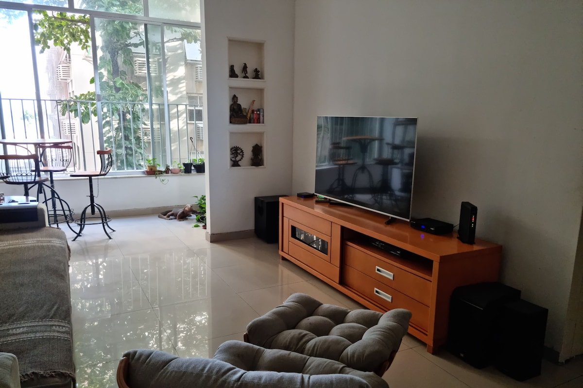 Apto em Copacabana com vista gallery image 5