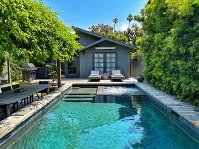 Venice Beach Oasis with Pool (Walk to Beach)