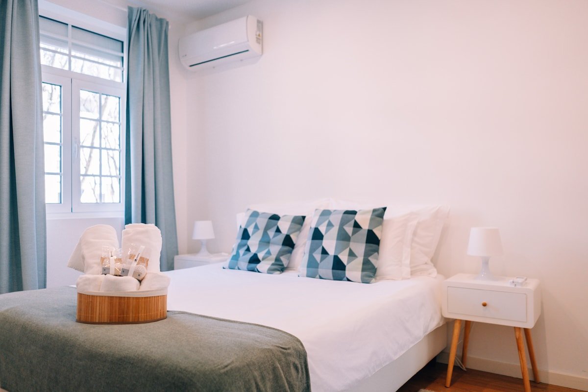 Apartment with attic and terrace Yellow Villas 3 gallery image 2