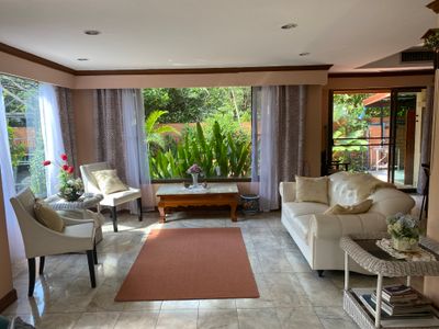 5 Bdrm Garden Home in Heart of Bangkok