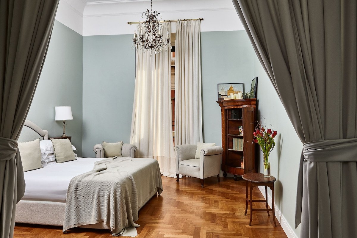 TreasureRome Quattro Fontane Luxury 5BR gallery image 2