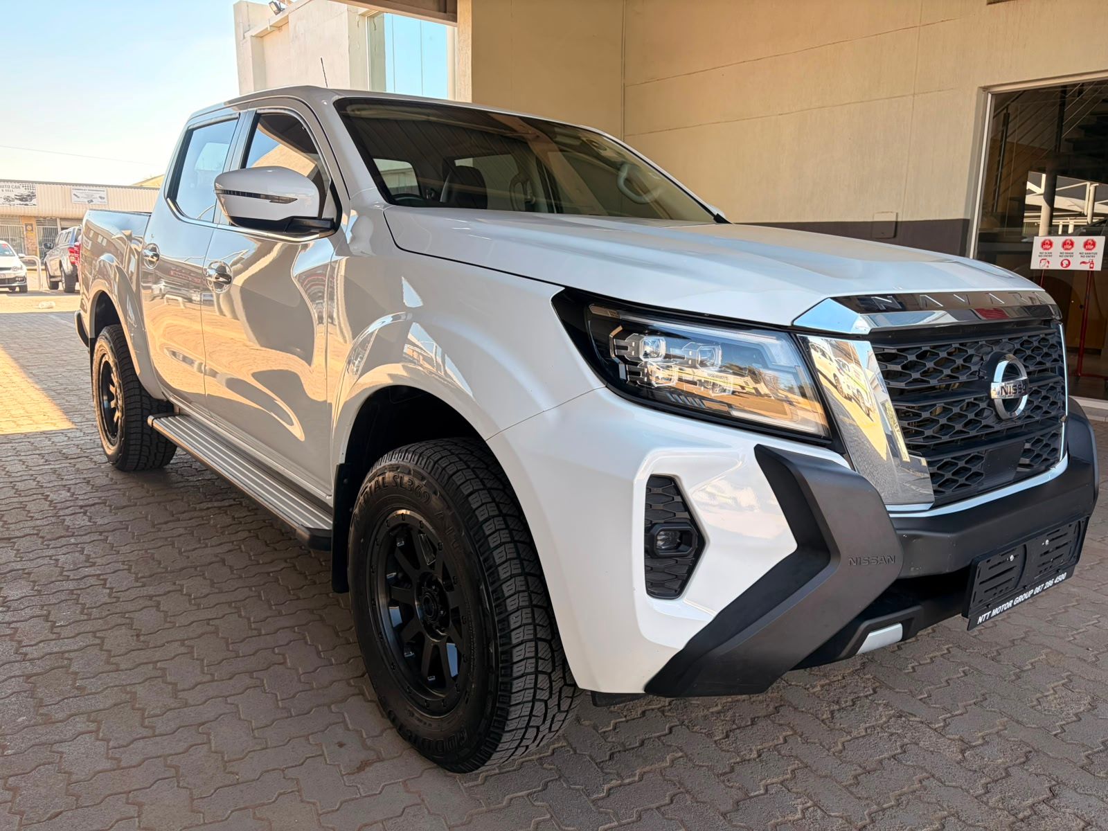 NISSAN NAVARA 2.5DDTI L for Sale in South Africa