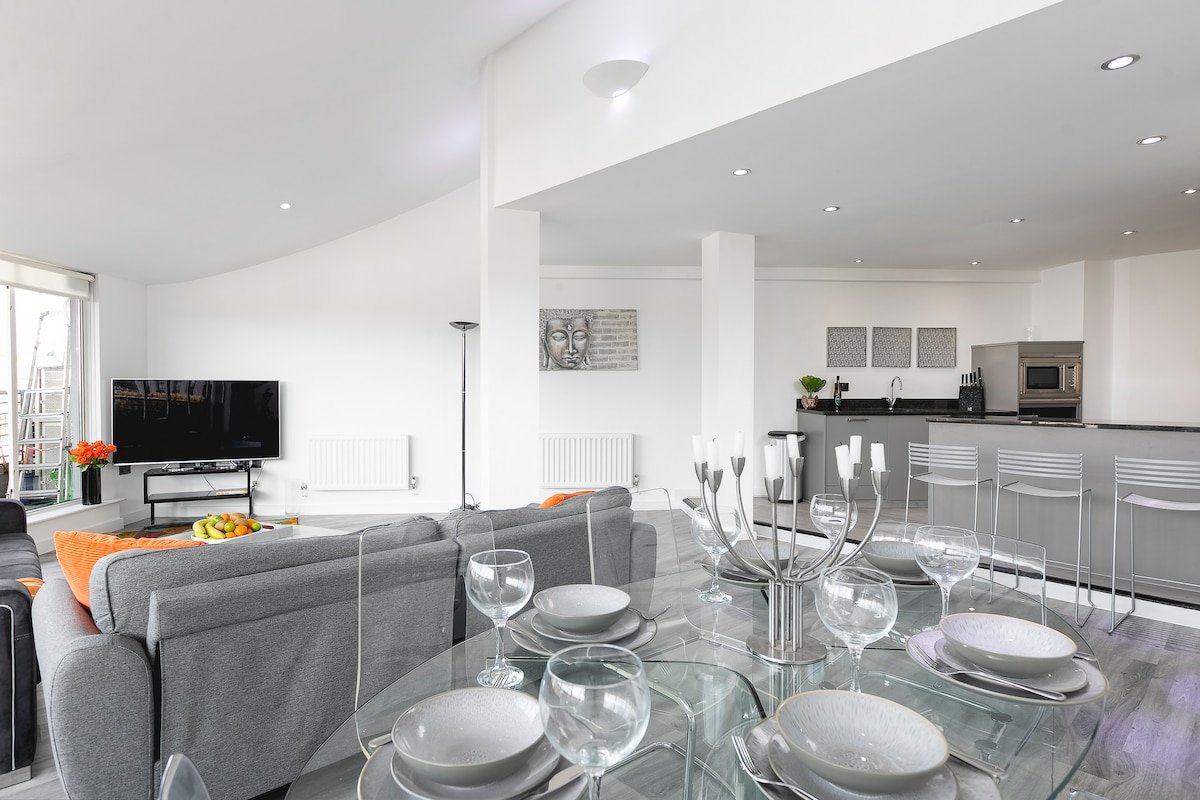 ->-Luxury Duplex Penthouse in Central London-<- gallery image 4