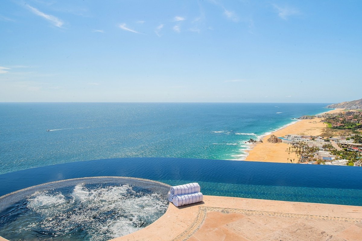 Oceanfront Views – Villa Turquesa by Cabo Villas gallery image 3