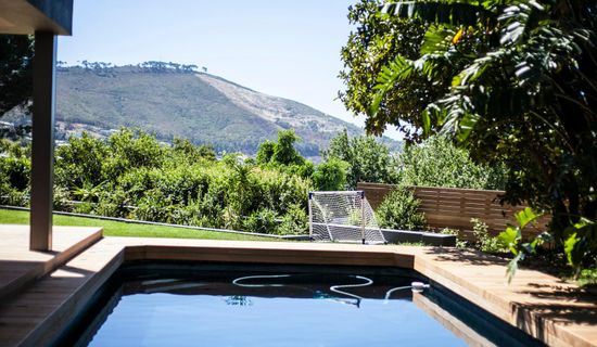 Photo 5 of Higgovale Chic accommodation in Higgovale, Cape Town with 5 bedrooms and 4.5 bathrooms
