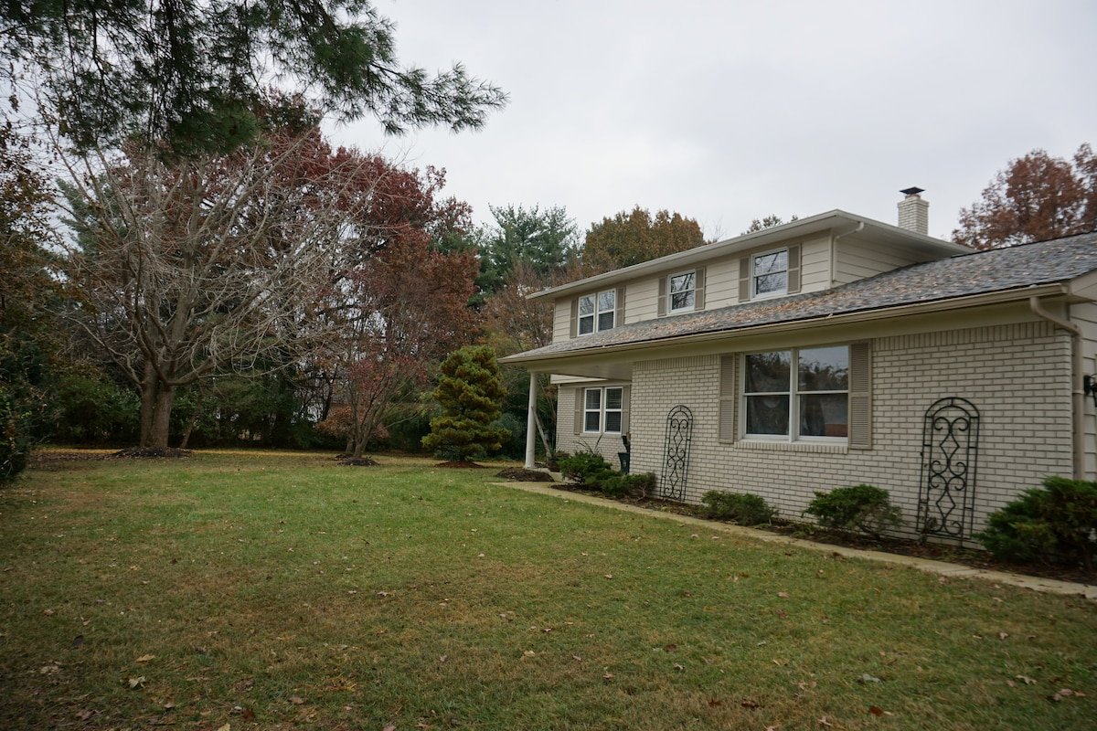Newly renovated, spacious home in Central Columbus gallery image 3