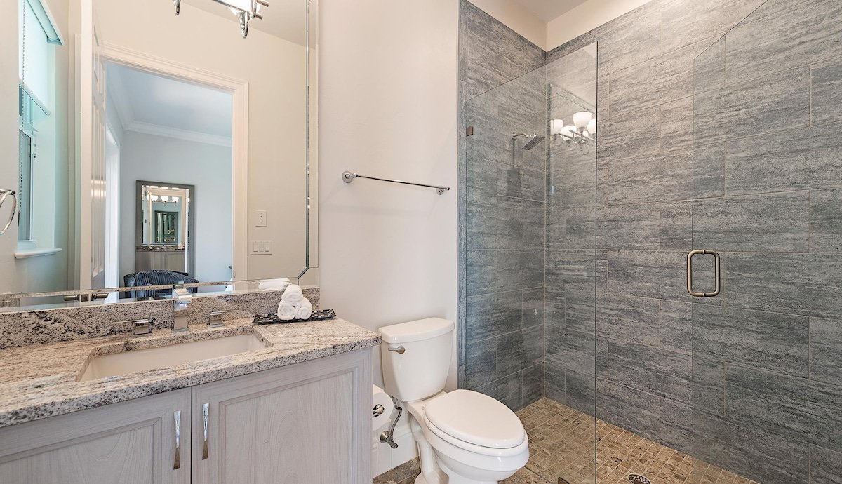 Costa Anya gallery image 5