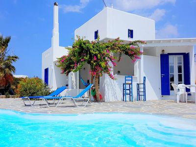 Villa Bougainvillia, Glyfada 4 bed beach house