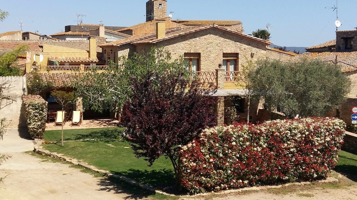 For Groups, Families Total Relax 10/12 Pax gallery image 2